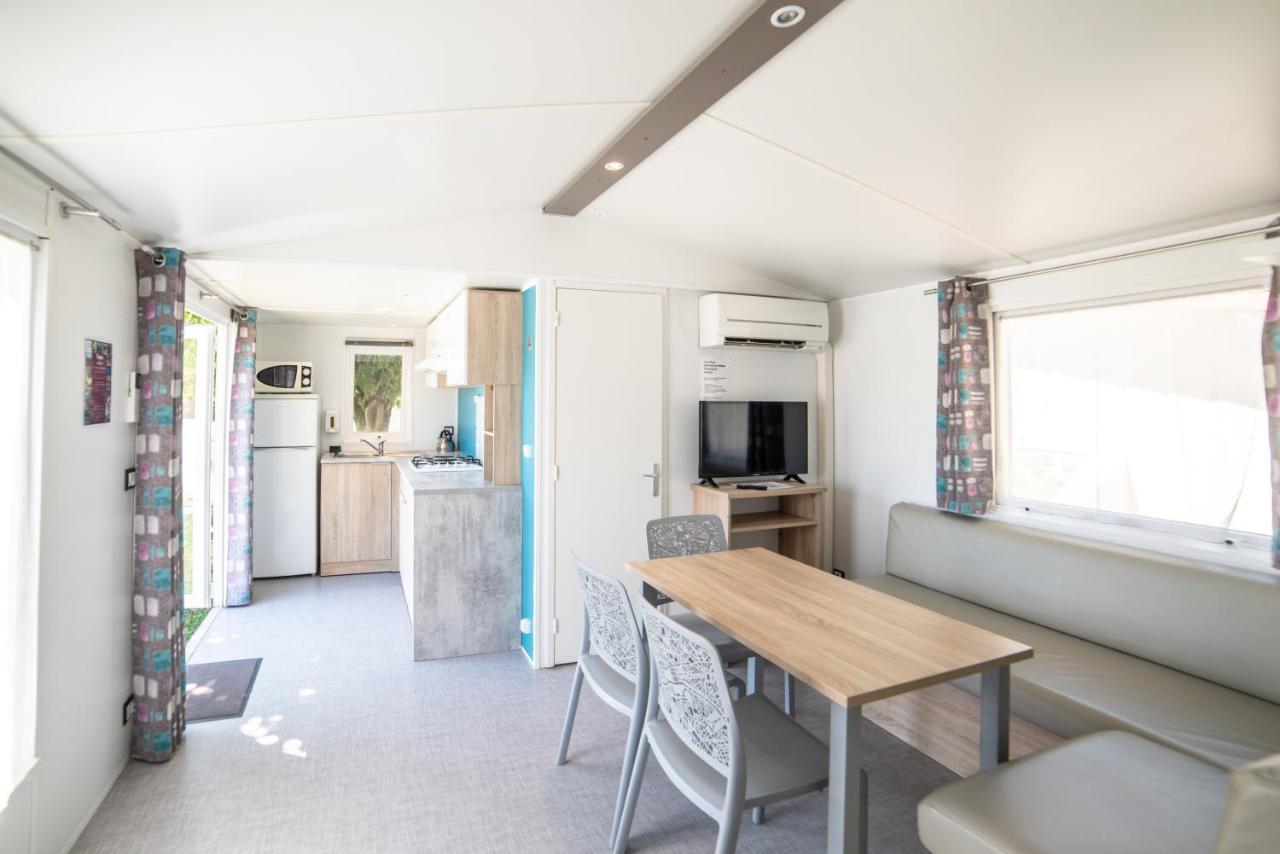 Camping Du Sevron Saint-Etienne-du-Bois  외부 사진