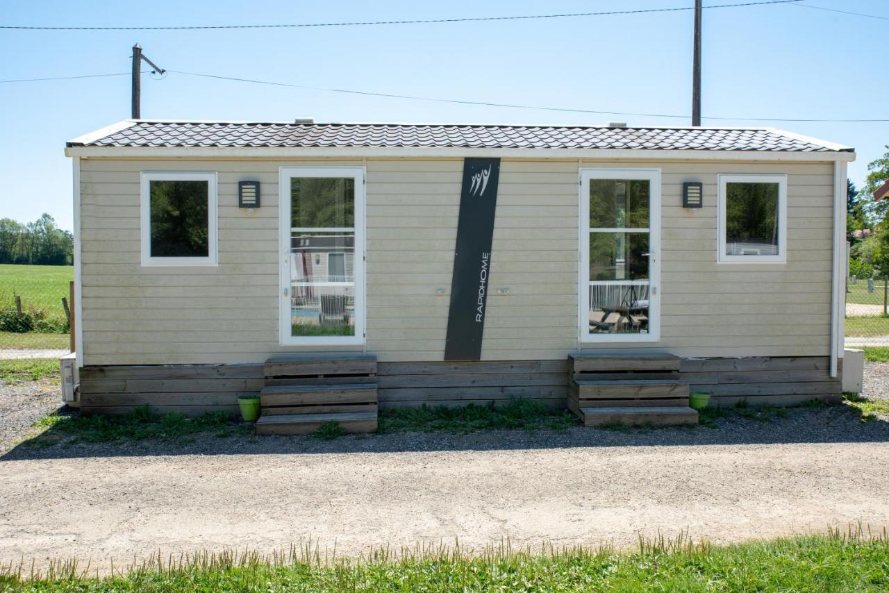 Camping Du Sevron Saint-Etienne-du-Bois  외부 사진