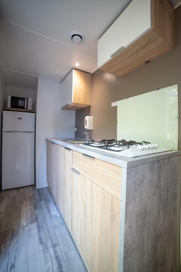 Camping Du Sevron Saint-Etienne-du-Bois  외부 사진