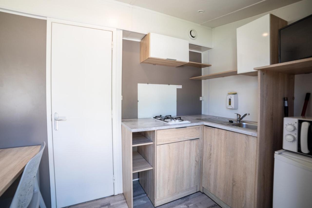 Camping Du Sevron Saint-Etienne-du-Bois  외부 사진